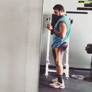 Shawn Morales Instagram - Hey mirror 🙃 💪