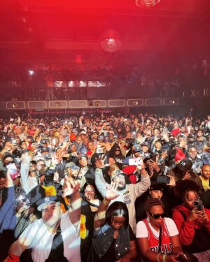 Sheek Louch Instagram - Last night was CRAZY 🔥🔥🔥 thanks for having us (NY) @irvingplaza  @technicianthedj  @thelox @tonymoxberg  @imninoman  @whisperspk3  @corygunz @djchubbychub #LOX #DBLOCK #HIPHOP  @fortunatefourty  @newvegasfilms @justice808ent  @freekeyyayo