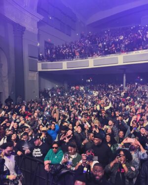Sheek Louch Instagram - Last night was DOPE 🔥🔥🔥 another (SOLD OUT) show , y’all energy was insane ! Thanks for having us JERSEY @thelox @technicianthedj  @shariftours @freekeyyayo @mike_brinks  @tonymoxberg  @bigjusworld @bigmikeruler #LOX #DBLOCK #HIPHOP @1stladyel
