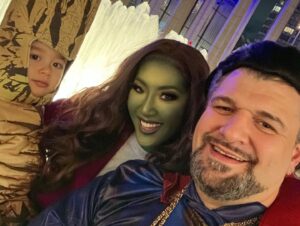 Sheena Sakai Instagram - Somewhere in the multiverse, this reality exists 💚#shehulk #drstrange #babygroot
