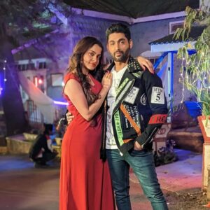 Sheena Shahabadi Instagram - Some relations are forever.. that's the best blessed to have friends who are actually family... Love u rus n nira @ruslaanmumtaz 
@niralirm 🧿
#shootingdairies 
#ruslaanmumtaz 
#sheenashahabadi 
#tereesang