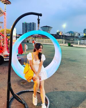 Sheena Shahabadi Instagram - His prettiest problem.  #vietnamtravel  #cruiselife  #selflove  #actress  #terevastefalaksemaichandlaunga  #trendingsongs