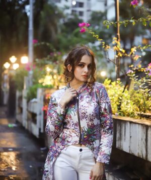 Sheena Shahabadi Instagram - What's your poison? 
#teluguactress 
#instagood 
#instagram