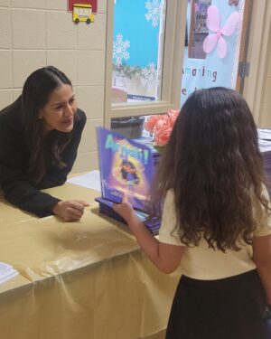 Sheetal Sheth Instagram - The good stuff. ✨❤️

Rounded out my DC trip with a visit to Rosa Parks Elementary School through @aobfound. These engaged littles not only had great questions, they made some great connections. 

Especially one kindergarten girl who shared that her classmate didn’t think she (or girls!) could have a Spiderman pencil.

I’m glad we squashed that nonsense early and reminded all the kids that there are no such things as ‘boy things’ or ‘girl things.’ 💪🏽

If your school or community would like me to visit, feel free to DM. I am booking for 2024-2025 school year and have two new books coming out soon! ❤️📚

#childrensbooks #bravoanjali #alwaysanjali #kidlit #neverdimyourlight #author #authorsofinstagram #teachers