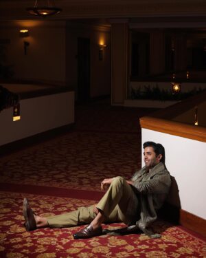 Sheheryar Munawar Siddiqui Instagram - 🥂 to impromptu photoshoots… 

Wearing : my dear friend @farazmanan 

Shot by : @shahbazshaziofficial 

..and cameo by @asimrazatvf ❤️