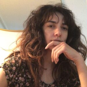 Sheila Vand Instagram - super impressed by the sane, but also pro crazy 🤷🏻‍♀️ (mostly just showing off my hair tho)
