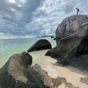 Sheila Vand Instagram - 💙Seychelles💙 a real life paradise. pics don’t even do it justice. such a magical place.
