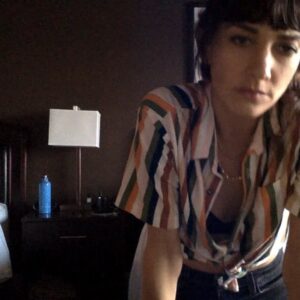 Sheila Vand Instagram - HAVE U SEEN MY FRIENDS?? I think I lost them... A bitch is always on the road. This time it’s 5 weeks in a little seaside hotel. Thank god for mini speakers. Music is my only consistent home. 🎶: ‘Thumbs’ by @stevedarkomusic