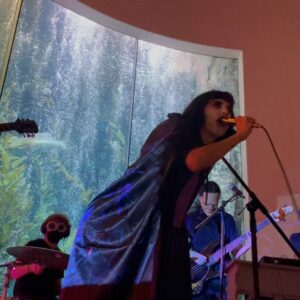 Sheila Vand Instagram - From last Friday 🖤 I have absolutely no idea how to sing, but boy do I love pretending to be a rockstar. Thank you @furcast for asking me to come thru and sing some old Sneaky tunes. I love you guys so much !!