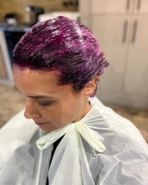 Shelley Conn Instagram - Pink!! Loving your work @judy_butcherssalon 💝🙏🏽