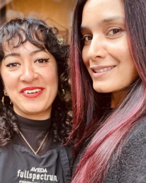 Shelley Conn Instagram - Pink!! Loving your work @judy_butcherssalon 💝🙏🏽