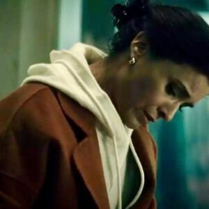 Shelley Conn Instagram - Finally, the formal introduction to Indira Shetty, Dean of Godolkin University. Servant to the greater good, or… it’s more complicated …. Depends on your point of view.
Either way, it was a thrill bringing her to life and to play with all the incredible talent both on and off screen @genv in the @theboystv universe
#safespacetothrive