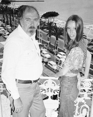 Shelley Duvall Instagram - Shelley Duvall with Robert Altman at her first Cannes Film Festival for Thieves Like Us (1974)

#shelleyduvall #robertaltman #cannes #cinema #retro #actress #director #cannesfilmfestival #directorfits #70s #1974 #70sfashion #70smovies #celebrity #photoarchive #fanpage #seventies #moviestar