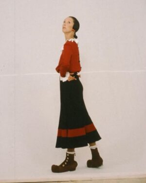 Shelley Duvall Instagram - Shelley Duvall as Olive Oyl in Popeye❣️

Popeye was filmed 1980 in Malta from January to June, but Shelley originally got the call from Robert Altman that she was cast as Olive while filming The Shining nearly a year before Popeye started.

“Bob Altman called me in February [1979] when I was doing The Shining in England. He just said ‘that’s the role you were born to play you have to do it.’ And I said ‘what’s that?’ And he said ‘well guess’ and finally he said, ‘well Olive Oyl of course.” 

#shelleyduvall #popeye #robertaltman #oliveoyl #80s #malta #1980 #80sfashion #80smovies #80snostalgia #cinema #heneedsme #helloimshelleyduvall #fanpage #photoarchive #80saesthetic #ilovethe80s #vintage