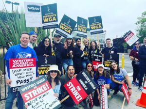 Shelly Bhalla Instagram - Union solidarity with the Jane the Virgin writers/fam❤️💪🏽#wgastrong #sagaftra #unionstrong #minireunion