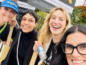 Shelly Bhalla Instagram - Union solidarity with the Jane the Virgin writers/fam❤️💪🏽#wgastrong #sagaftra #unionstrong #minireunion