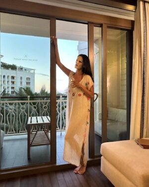 Shelly Bhalla Instagram - EPIC trip celebrating my sweet brother’s 40th 🏝️🇧🇸