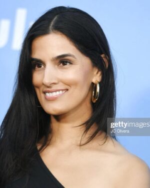 Shelly Bhalla Instagram - @rebootonhulu premiere with Yael ❤️