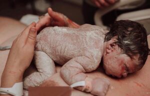 Sherry A. Ross Instagram - Vernix, the original best skin moisturizer! #FotoFriday

📸: @zoewheatleybirth.lifestyle