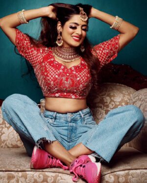 Sherry Agarwal Instagram - Choose me or lose me…!!!
*
*
*
*
*
*
*
*
*
#bride #attitude #swag #wedding #photography #pictures #lehanga #photooftheday #photoshoot #love #mood #indianbride #actress #deepikapadukone #tollywood #sherryagarwal