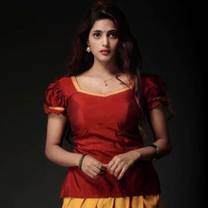 Sherry Agarwal Instagram - Andam simplisitilo untundi…!!!
*
*
*
*
*
*
*
#pic #pictures #picoftheday #post #telugu #teluguactress #instaphoto #photooftheday #tamil #cinema #film #movie #picoftheday #photography #sherryagarwal