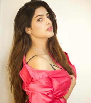Sherry Agarwal Instagram - Fragile like a bom…!!!
*
*
*
*
*
*
