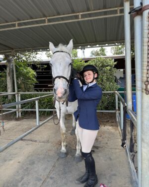 Shiloh Verrico Instagram - First Dressage Competition and I won second with my beautiful horse Flash! #horseshow #horseriding