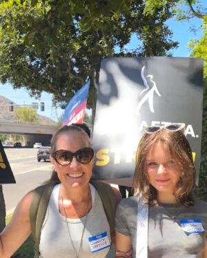 Shiloh Verrico Instagram - @sagaftra supporting my union and the WGA on the picket line. So important that we all stand together in solidarity because these issues we are fighting for are too important! #sagaftrastrong #sagaftrastrike #sagaftramember