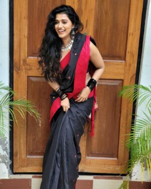 Shilpa Manjunath Instagram - 🖤🖤🖤 swipe ➡️