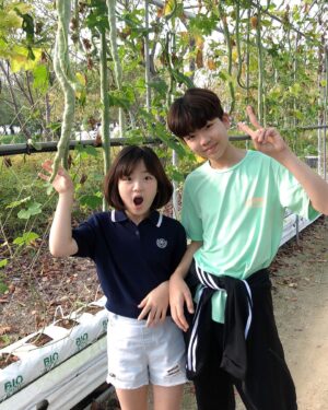 Shim Hye-yeon Instagram - 자라섬 꽃축제~ 입장료까지 냈는데
생각보다 볼게 없어서 당황스러웠던🤭
그래도 추석연휴에 친정엄마랑 힐링하고 왔지요~
#아역 #아역배우