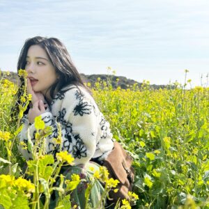 Shin Ga-eun Instagram - ⠀

안뇽! ㄴГ랑 친ṑト게 ズlŁйㅈr🤭🫶🏻🌼