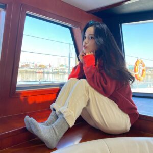 Shin Ga-eun Instagram - ⠀
⠀
#갈🍂
