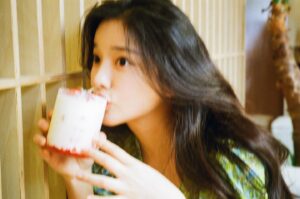 Shin Ga-eun Instagram - ⠀
⠀
⠀
🅹🅼🆃