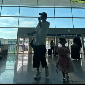 Shin Hyun-joon Instagram - 엄아랑 오빠들 만나러 💛💚🩷🩵
@jayceandriver  #제이스앤리버