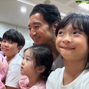 Shin Hyun-joon Instagram - 아빠가 너무너무 사랑해❤️🧡💛💚🩵💙💜
너희에게 아버지가 되고 너희는 내게 자녀가 되리라 
전능하신 주의 말씀이니라 하셨느니라
(고린도후서 6:18)
And will be a Father to you; and you will be my sons and daughters, says the Lord, the Ruler of all.
(2 Corinthians)

#love #family #jesuslovesyou #thankyoujesus
#예배하는가정 #기도하는아빠🙏🏼