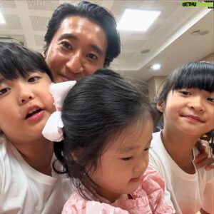 Shin Hyun-joon Instagram - 아빠가 너무너무 사랑해❤️🧡💛💚🩵💙💜
너희에게 아버지가 되고 너희는 내게 자녀가 되리라 
전능하신 주의 말씀이니라 하셨느니라
(고린도후서 6:18)
And will be a Father to you; and you will be my sons and daughters, says the Lord, the Ruler of all.
(2 Corinthians)

#love #family #jesuslovesyou #thankyoujesus
#예배하는가정 #기도하는아빠🙏🏼