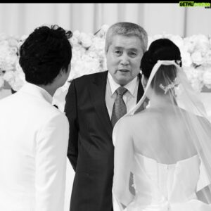 Shin Hyun-joon Instagram - 11th wedding anniversary 🤍
#love #family #jesuslovesyou #thankyoujesus