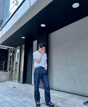Shin Jae-ha Instagram - 😋