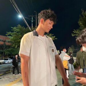 Shin Jae-hwi Instagram - 까불다 맞음 아프지 

#무빙 #disneyplus