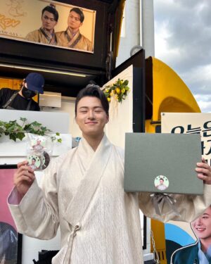Shin Seung-ho Instagram - 항상 감사하고 사랑합니다💪❤️😍
