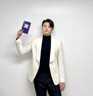 Shin Seung-ho Instagram - 써클차트 뮤직어워즈🏆