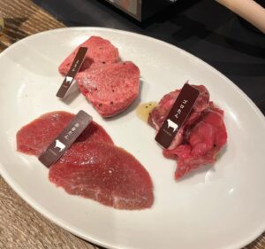 Shin Yi-Joon Instagram - 🍡🍙🍣🍮🍜