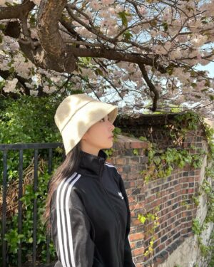 Shin Yi-Joon Instagram - 