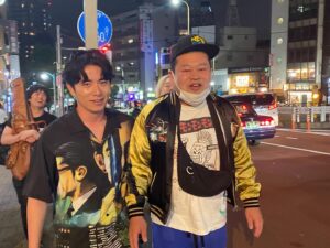 Shingo Fujimori Instagram - 楽しかった夜😆
みんなほぼ同期！

ロングサイズ伊藤さんだけはぶっちぎりの先輩でしたが、ずっと後輩のふりをしていましたww