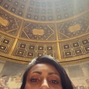 Shini Somara Instagram - Yesterday evening was a #steam experience I’ll never forget.  Listening to a lecture by #antonygormley at the École Nationale Supérieure des Beaux-Arts @beauxartsparis followed by a small group dinner.  It’s very rare that in one conversation, a range of topics are covered from #quantumphysics #vipassana #meditation #davidbohm #krishnamurti #richardfeynman #engineering #selfdiscovery.  Every time I listen to Antony, who for me, is one of the most captivating artists of our time, I learn more about human existence and become more clear about my own place in this world.  What an absolute treat..