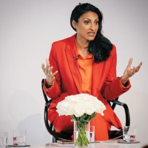 Shini Somara Instagram - My new year’s resolution is:  To continue, with evermore strength, courage and resilience, to make a positive and impactful difference, through my differences and with a spirit of innovation, help to inspire and empower other minorities and under-represented individuals, to do the same.

https://www.harpersbazaar.com/uk/people-parties/bazaar-at-work/a46174449/career-resolution/