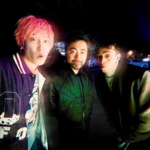Shinnosuke Mitsushima Instagram - 🔴🟢🟡日本テレビ【#メシドラ】🟡🟢🔴

今年最後の放送！
愛する山田孝之パイセンが来てくれて全身鳥肌！歓喜！
心から感謝ですですでーーす✨

10月にレギュラー放送がはじまって、あっという間の3ヶ月！
番組を盛り上げてくれた素敵なゲストのみなさんに感謝！
急なお願いにも関わらず、
優しく受け入れてくれたお店の方々に感謝！
そして放送や配信で観ていただいているみなさんへ感謝！
最高の流れで2024年を迎えられそうです！
これからもかねちー🦄と、全国に明るい光を灯していきます！

来年も《メシドラ》よろしくッ‼︎‼︎‼︎‼︎

メシドラカーが関東を飛び出す日も遠くない...はず。

#山田孝之 #EXIT #兼近大樹 #満島真之介 

◆◇◆◇◆◇◆◇◆◇◆◇◆◇◆
Hair&make: @masa4sai10 
Styling: @shinya_watanabe_ 
wear : @newbottega
◆◇◆◇◆◇◆◇◆◇◆◇◆◇◆