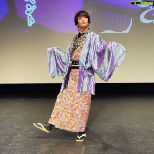 Shintaro Asanuma Instagram - #不思議堂黒い猫 朗読会2DAYSが無事終了しました。共演いただいたキャストの皆様、支えてくださったスタッフの皆様、寒い中ご来場くださいました皆様、本当にありがとうございました！

DAY1の「 #阿吽 トーク&朗読イベント」は、艶やか&アカデミック＆エモーショナル、DAY2の「朗読劇 #近畿地方のある場所について 」は、ゾクゾク&リンク&センシティブでございました。しかも今回は生でしか味わえない、贅沢な4公演。皆様の休日が少しでも豊かになっていたら幸いです。

いやー、演じ倒したー！

#あうんくろねこ #ふしぎくろねこ