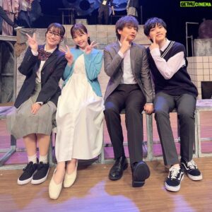 Shintaro Asanuma Instagram - 雨が降って始まって、雨があがると共に、舞台「 #いま会いにゆきます 」が終わりました。

本当に、あっという間の出来事だったような気がしています。

原作の市川先生。演出の金さん、プロデューサーの広瀬さん、すべての共演者、すべてのスタッフに感謝します。

そして、劇場に足を運んでくださったお客様皆さまに。優しい雨音のような拍手、本当にありがとうございました！

#いまあい2023 #shinkiro