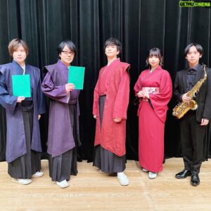 Shintaro Asanuma Instagram - 声優朗読劇 ＃フォアレーゼン 徳島公演「~縁のまなざし~」in #あわぎんホール に出演させていただきました。10年ぶりの徳島で、素敵なキャスト・スタッフと共に重厚感のある素敵な作品を作り上げられたこと、それをあんなにたくさんのお客様に届けられたこと、幸せでした。

徳島ラーメン、阿波尾鶏、フィッシュカツ、鳴門わかめ、竹ちくわ…美味しゅうございました。幸せでした。